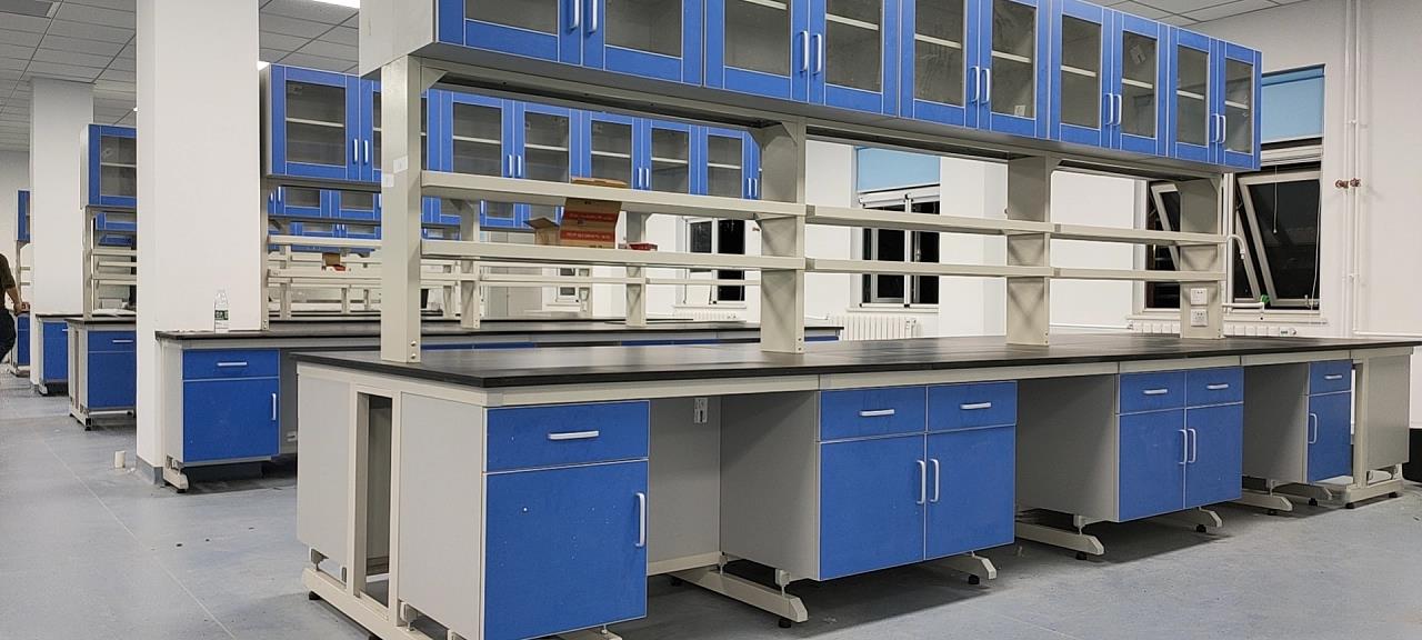 全鋼實(shí)驗(yàn)臺(tái)中央操作臺(tái)