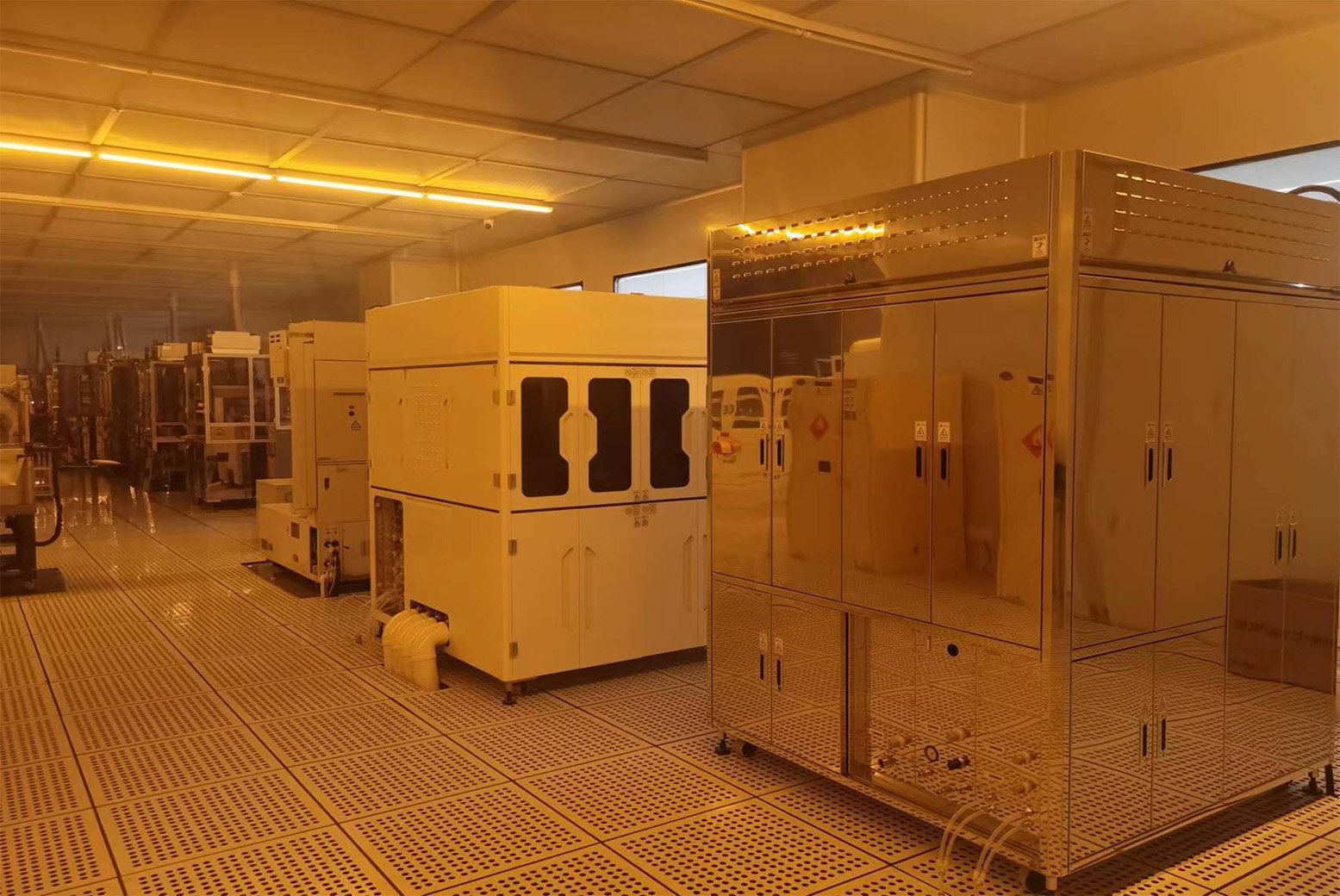 萬(wàn)級(jí)潔凈車間裝修 萬(wàn)級(jí)潔凈車間裝修